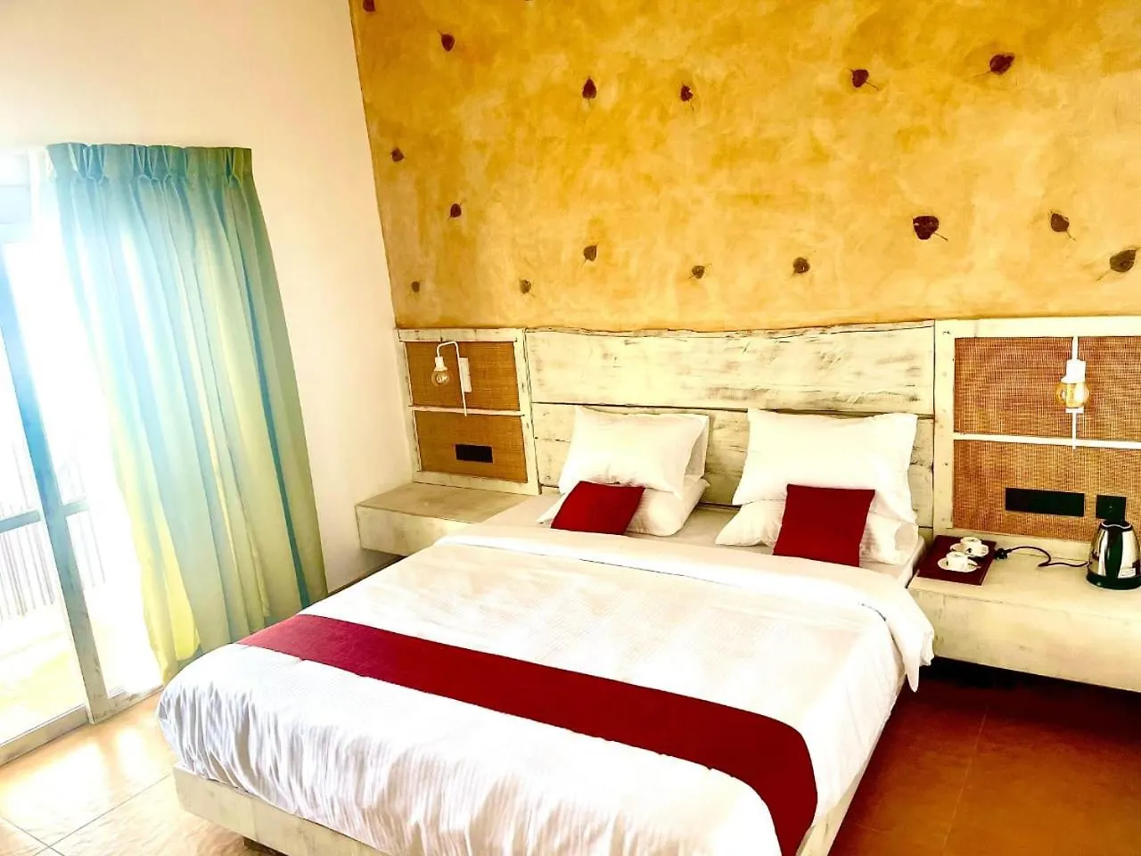 Paradisa Nature Resort Pīrmed India